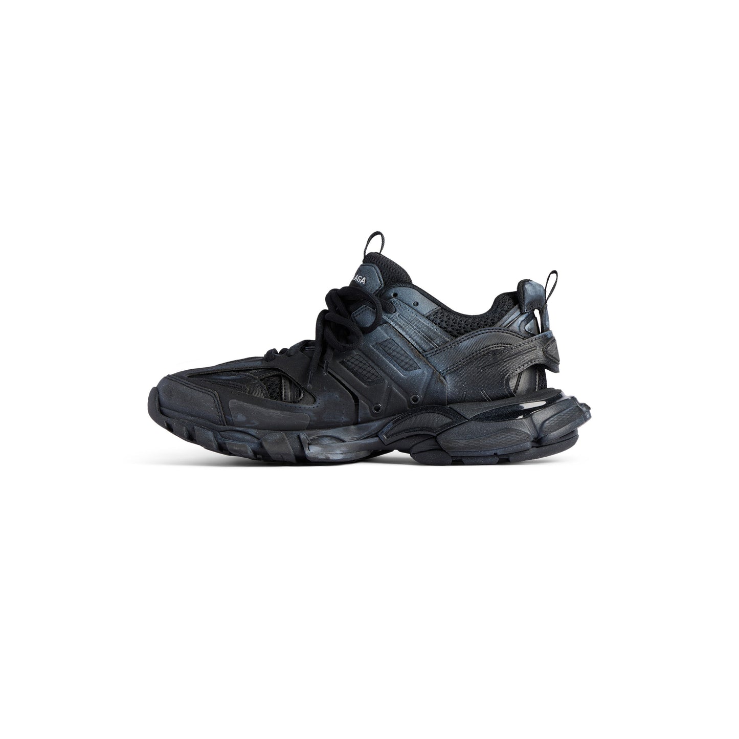 Sneakers Track