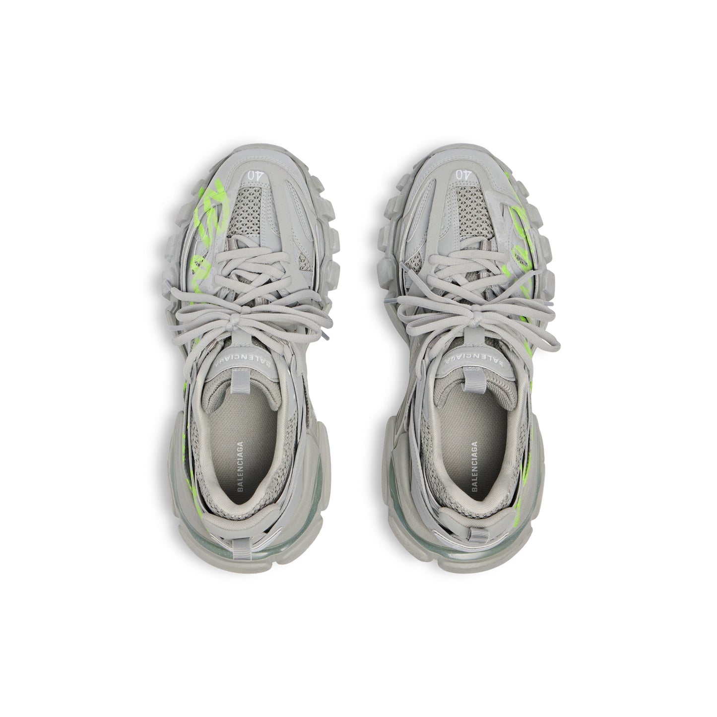 Sneakers Track