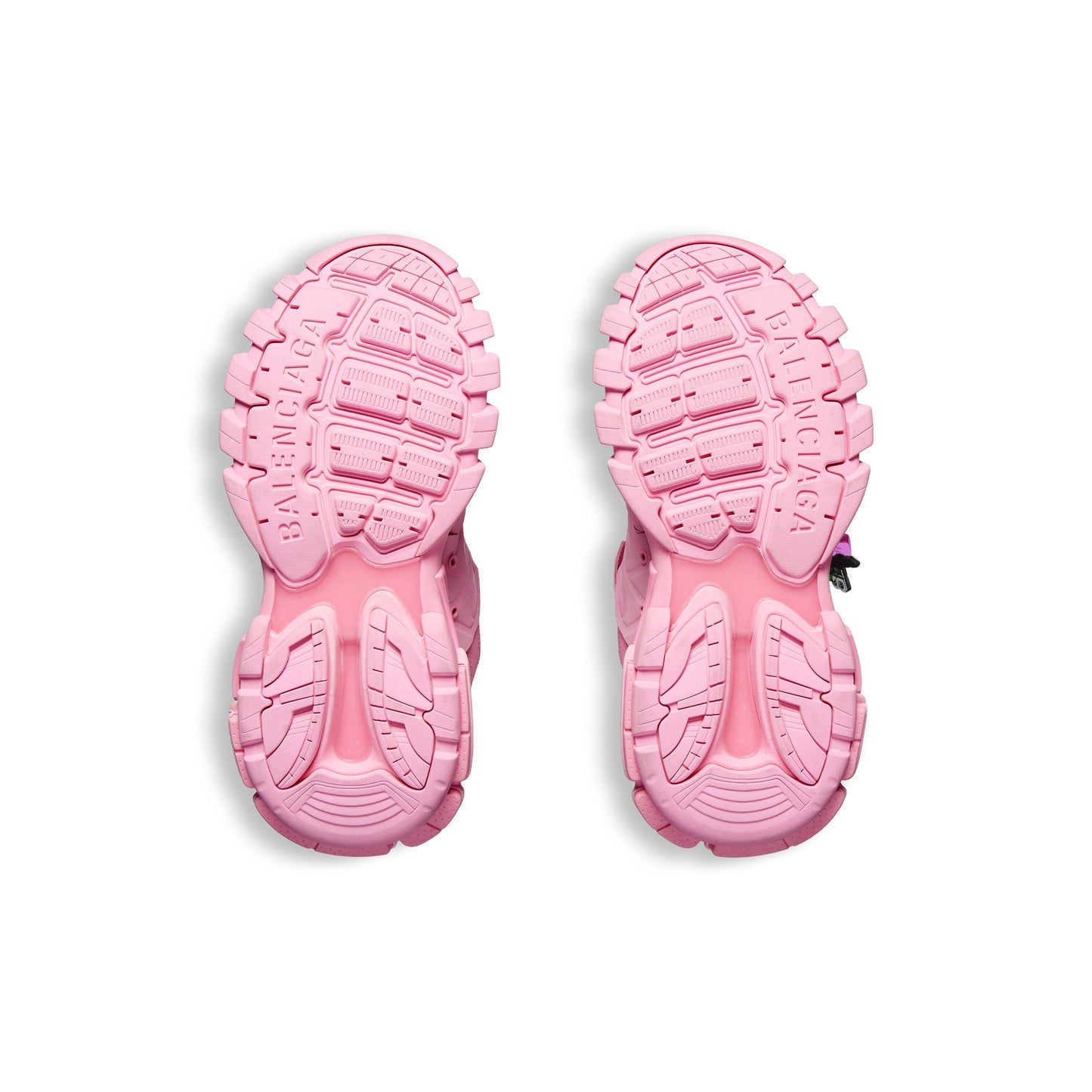 Sneakers Track