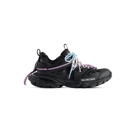Sneakers Track