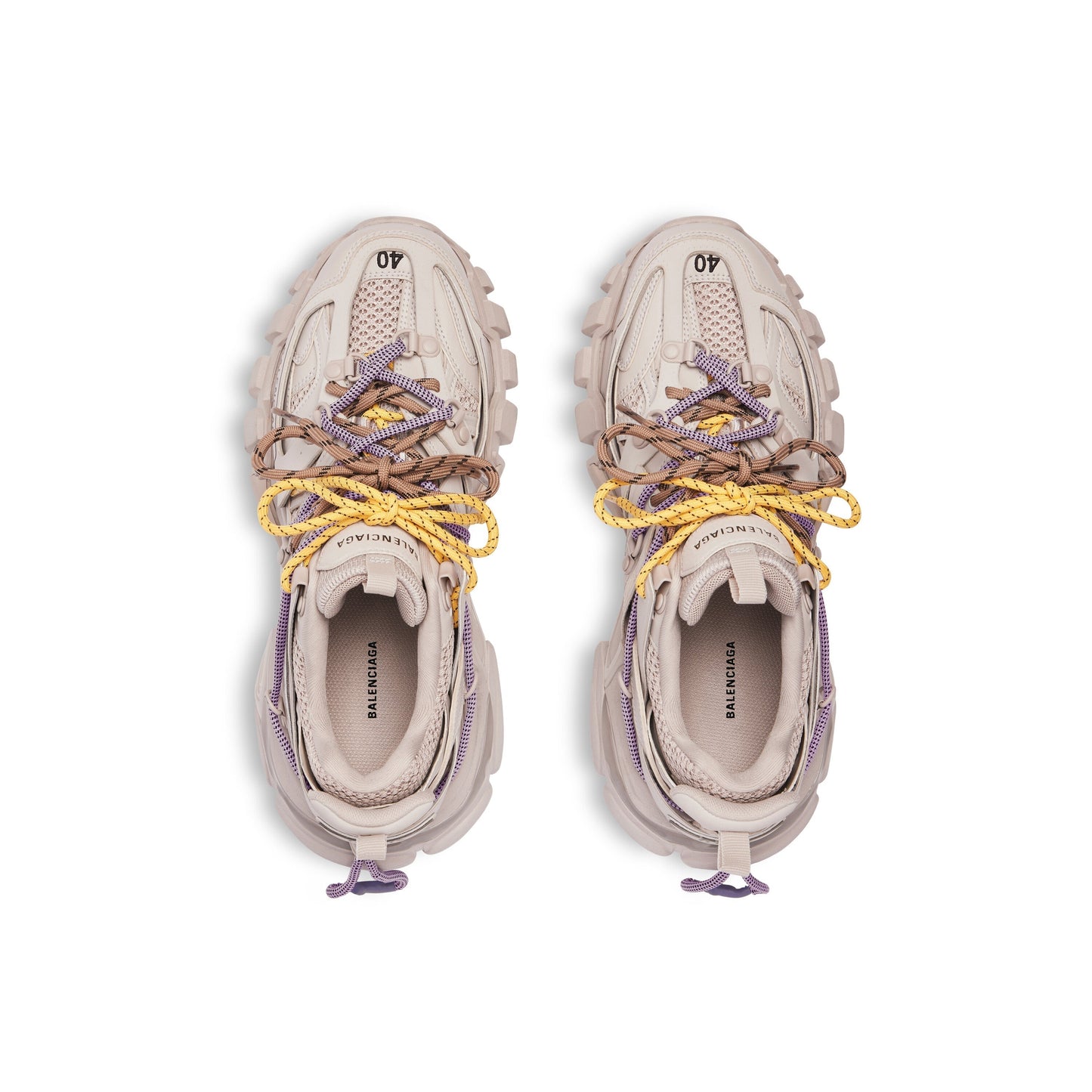 Sneakers Track
