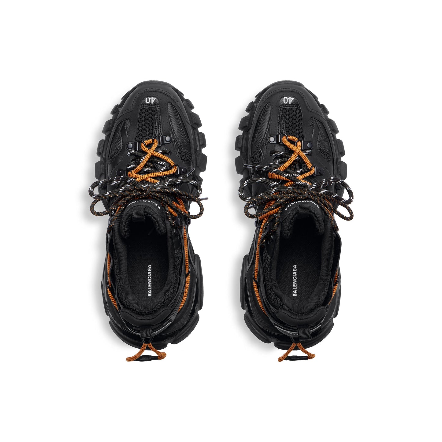 Sneakers Track