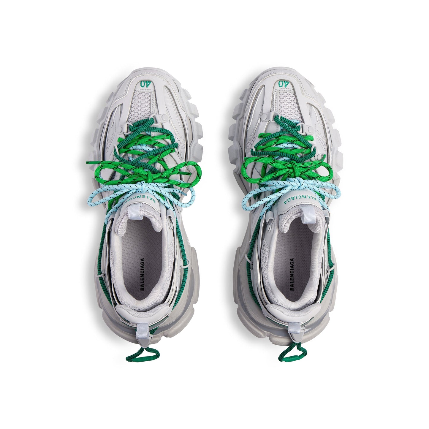 Sneakers Track